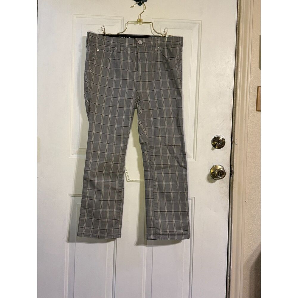 NWT Torrid Crop Sky High Boot Super Soft Plaid Pants Gray Size 10